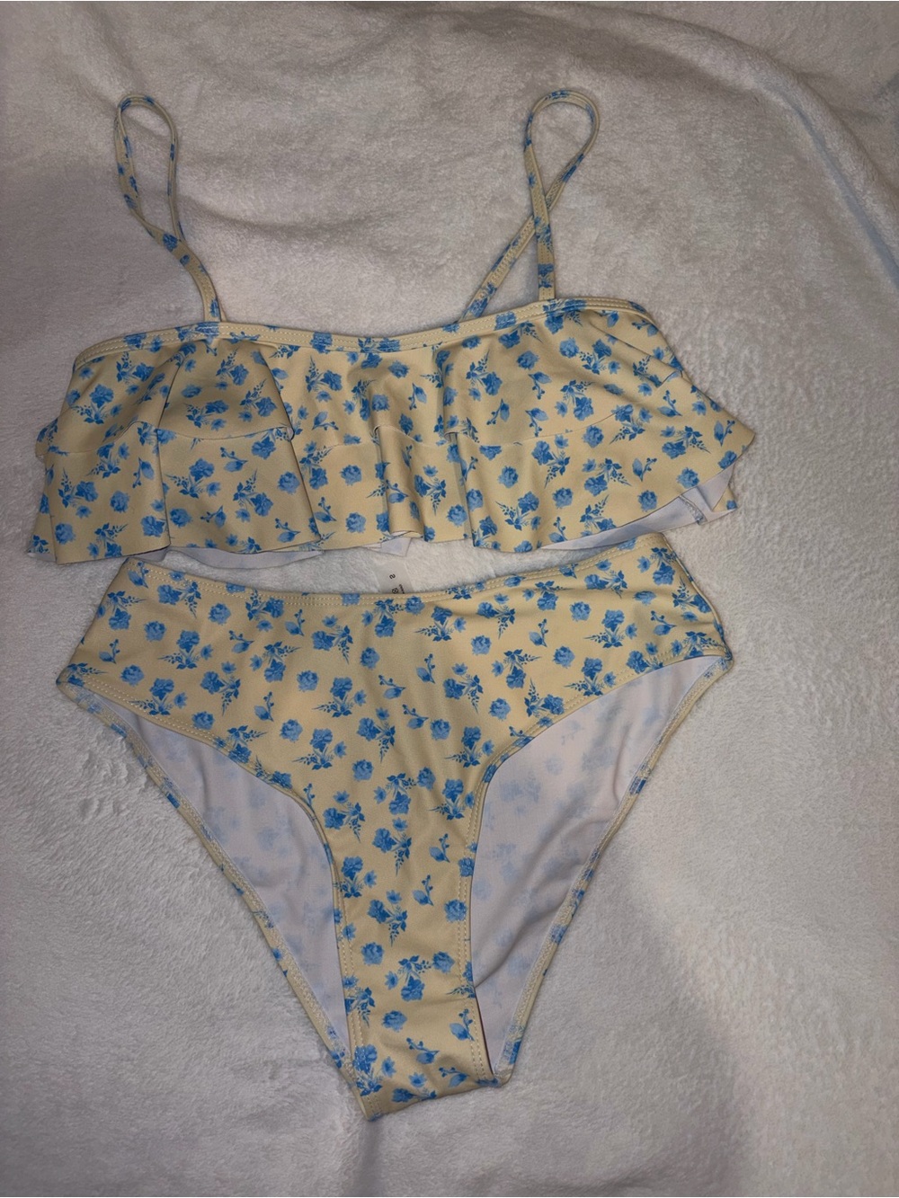Women’s Yellow Floral Ruffle Bikini Set - Blue Floral Print